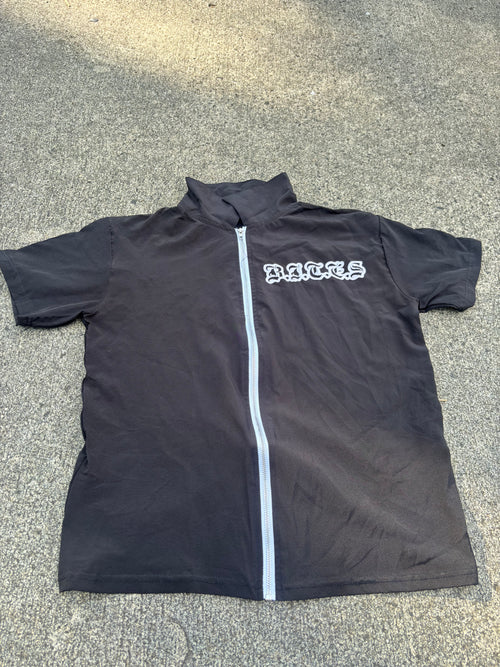 BITES OTF ZIP-UP Tee